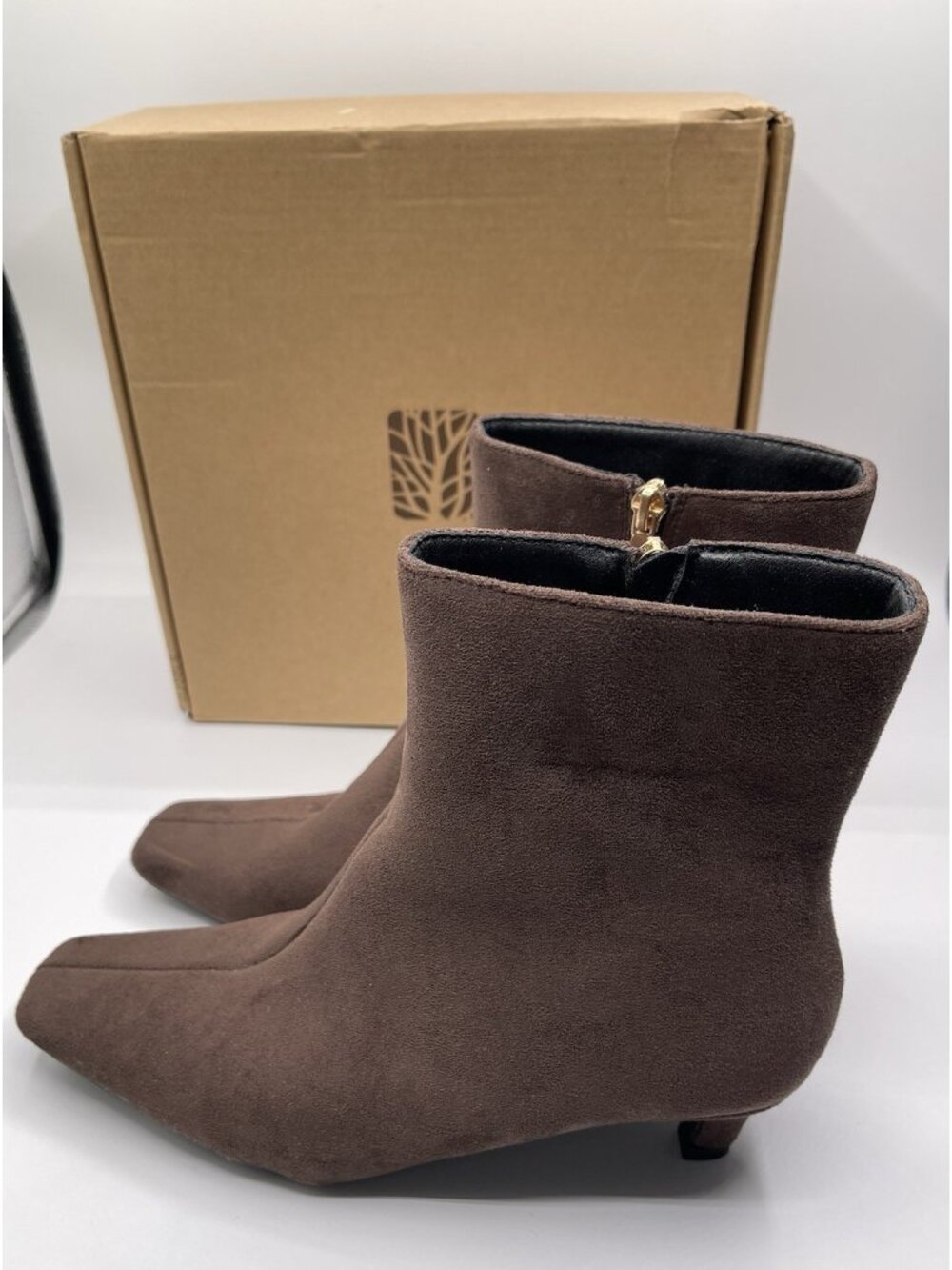 Womens Ankle Boots Size‎ 8 Faux Suede Brown Square To Side Zip